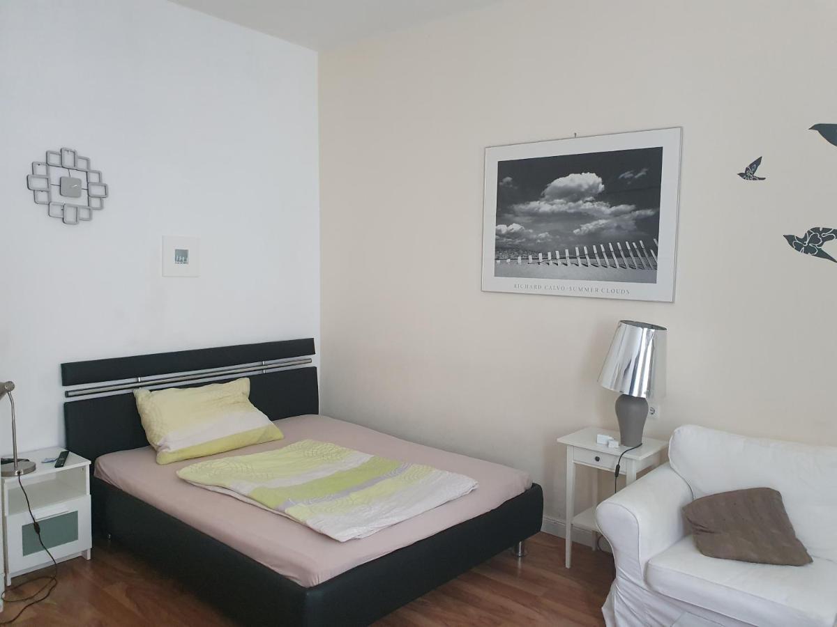 Beutiful Apartment Near The Center Відень Екстер'єр фото